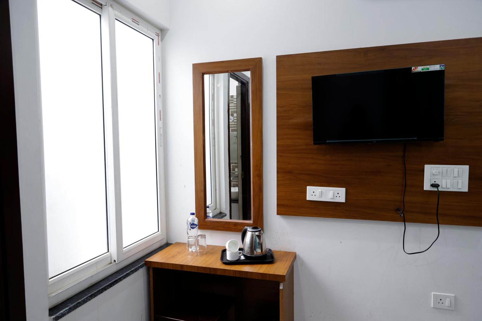 Hotel Parth Inn Rishīkesh Εξωτερικό φωτογραφία