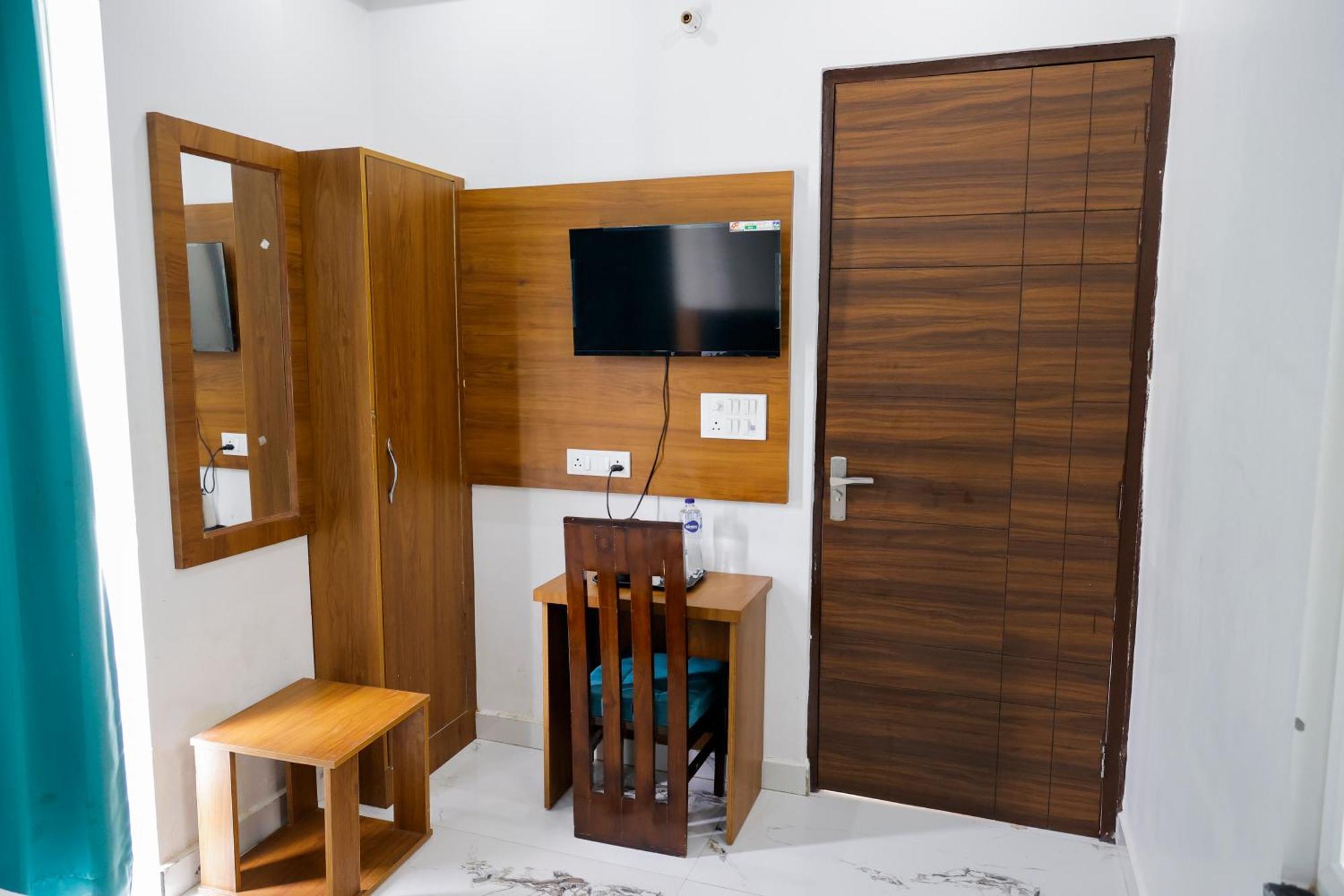 Hotel Parth Inn Rishīkesh Εξωτερικό φωτογραφία