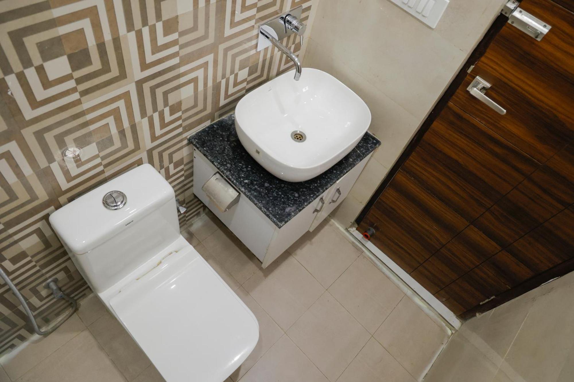 Hotel Parth Inn Rishīkesh Εξωτερικό φωτογραφία