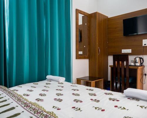 Hotel Parth Inn Rishīkesh Εξωτερικό φωτογραφία