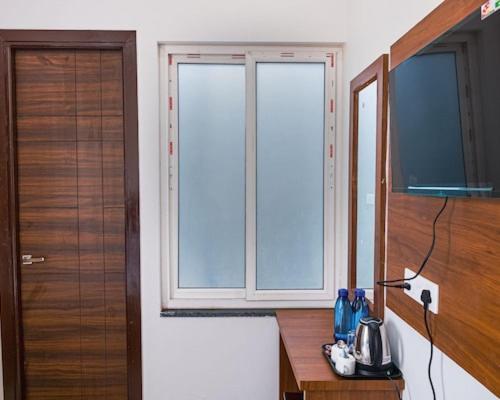 Hotel Parth Inn Rishīkesh Εξωτερικό φωτογραφία